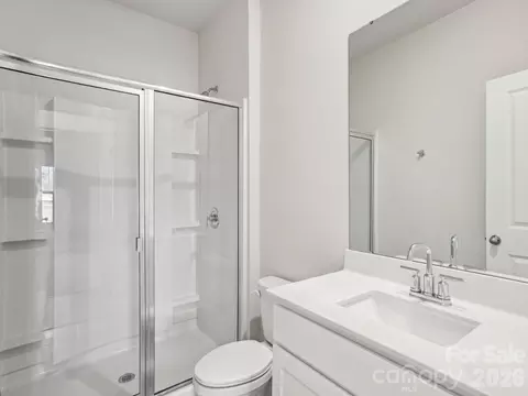 Bath - 3067 14th Ne Ave NE, Conover, NC 28613 photo 3 of 3