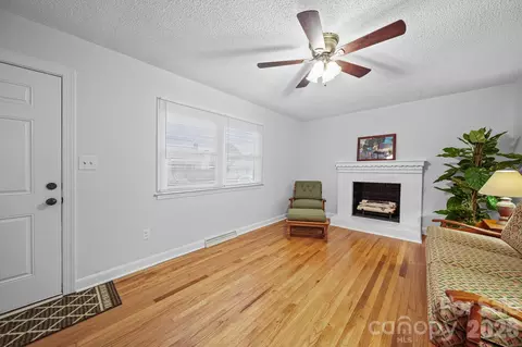 Living - 304 Ford St, Cramerton, NC 28032 photo 1 of 1