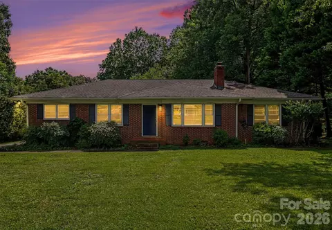1819 Lumpkin Cir, Rock Hill, SC 29732