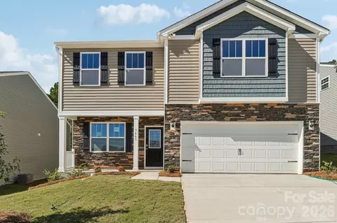 126 Ridgehaven Dr, Waynesville, NC 28786
