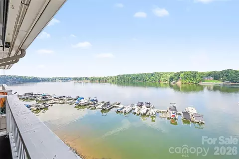 9817 Emerald Point Unit 10 Dr UNIT 10, Charlotte, NC 28278