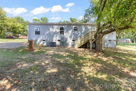 Exterior - 34 S Gaither Ave, Newton, NC 28658 photo 6 of 6
