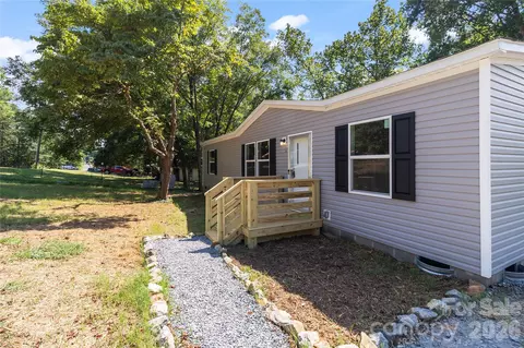 Exterior - 34 S Gaither Ave, Newton, NC 28658 photo 3 of 6