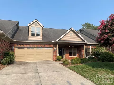 Exterior - 509 26th Ne Ave NE, Hickory, NC 28601 photo 1 of 6