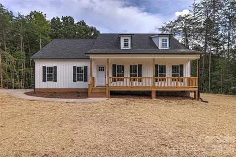 192 Rambler Ln, Blacksburg, SC 29702