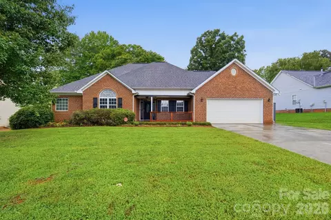 359 Linsbury Ct, Gastonia, NC 28056
