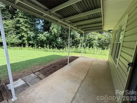 Exterior - 127 Holly Ct, Bostic, NC 28018 photo 4 of 9