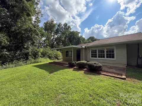Exterior - 127 Holly Ct, Bostic, NC 28018 photo 8 of 9