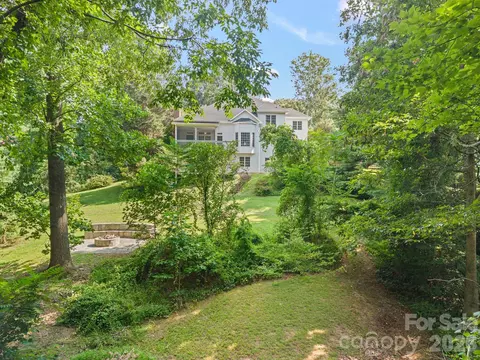 210 Clear Vista Cir, Asheville, NC 28805