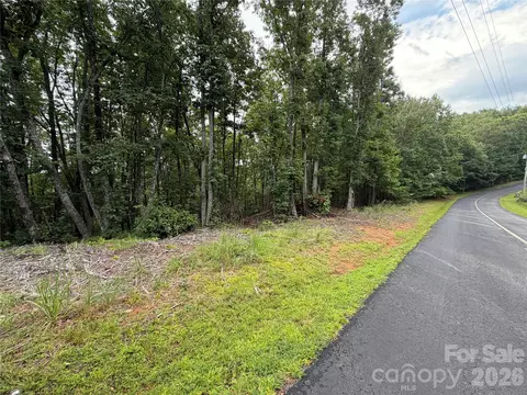 69 Idlewild Dr, Bostic, NC 28018 photo 3