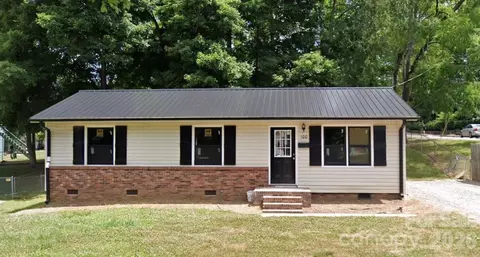 100 W Nims Ave, Mount Holly, NC 28120