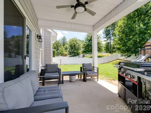 Exterior - 2963 Bridgewater St, Lancaster, SC 29720 photo 5 of 9