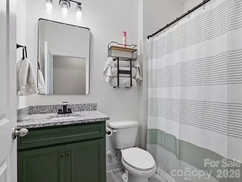Bath - 2963 Bridgewater St, Lancaster, SC 29720 photo 2 of 4