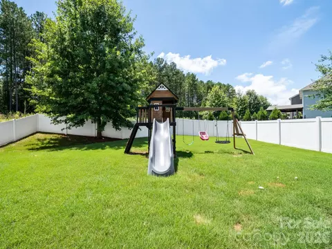 Exterior - 2963 Bridgewater St, Lancaster, SC 29720 photo 6 of 9
