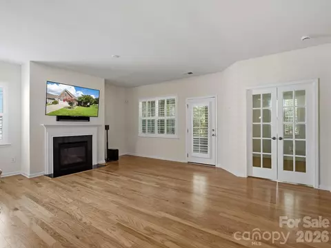 Living - 141 Carmen Way, Lancaster, SC 29720 photo 2 of 4