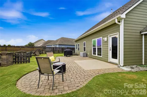 Exterior - 3151 Delaware Dr, Denver, NC 28037 photo 4 of 8