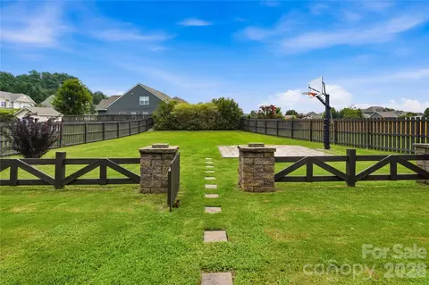 Exterior - 3151 Delaware Dr, Denver, NC 28037 photo 6 of 8