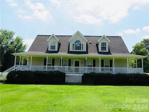1945 Rhyne Rd, Dallas, NC 28034
