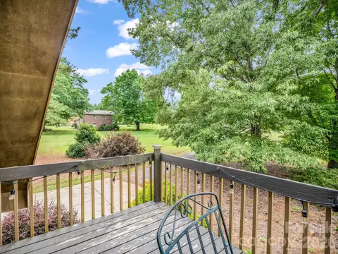 Exterior - 90 Mcentire Rd, Tryon, NC 28782 photo 5 of 8