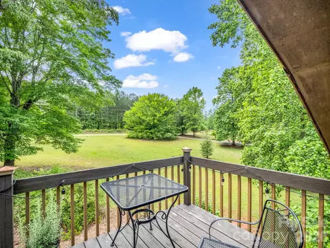 Exterior - 90 Mcentire Rd, Tryon, NC 28782 photo 4 of 8