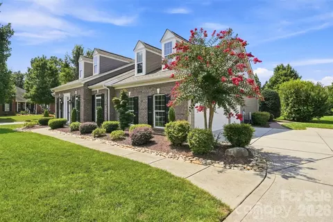 14703 Long Iron Dr, Huntersville, NC 28078
