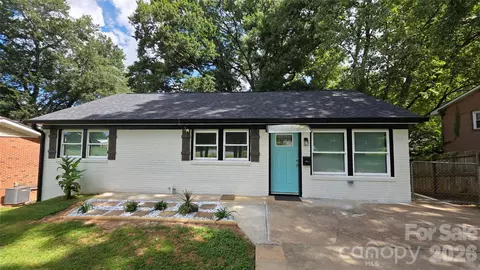 513 E Ohio Ave, Bessemer City, NC 28016