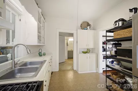 Kitchen - 115 Evans St, Morganton, NC 28655 photo 2 of 2