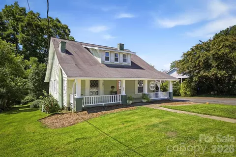 Exterior - 115 Evans St, Morganton, NC 28655 photo 4 of 4