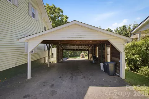 Exterior - 115 Evans St, Morganton, NC 28655 photo 3 of 4