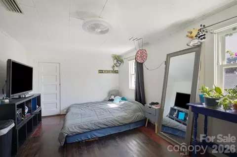 Bedroom - 115 Evans St, Morganton, NC 28655 photo 3 of 3