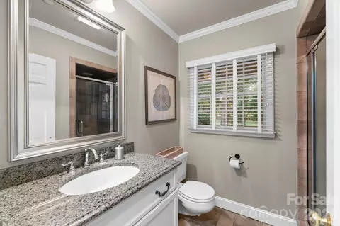 Bath - 2006 Grey Rd, Davidson, NC 28036 photo 1 of 4