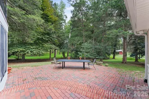 Exterior - 2006 Grey Rd, Davidson, NC 28036 photo 6 of 8