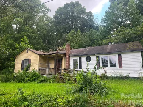 905 Ivey Ln, Statesville, NC 28677