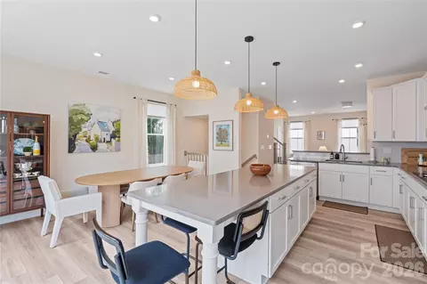 2414 Magnolia Blossom Way, Charlotte, NC 28211