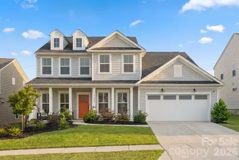 11016 Larkslea Ln, Charlotte, NC 28278