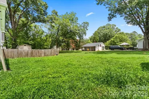 Exterior - 902 4th St, Spencer, NC 28159 photo 2 of 2