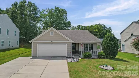 627 Smokehouse Ln, Albemarle, NC 28001