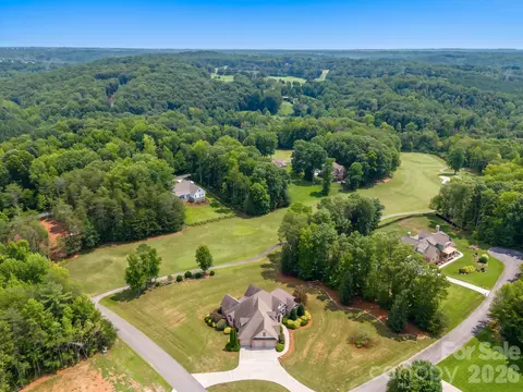 121 Cheyenne Ln, Statesville, NC 28677