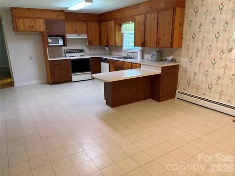 Kitchen - 2841 Emory Rd, Morganton, NC 28655 photo 1 of 2
