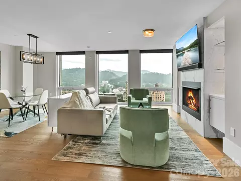 7 Patton 1805 Ave #1805, Asheville, NC 28801