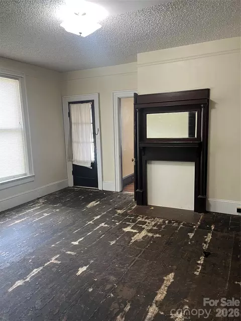 Living - 108 Harwood St, Albemarle, NC 28001 photo 4 of 6