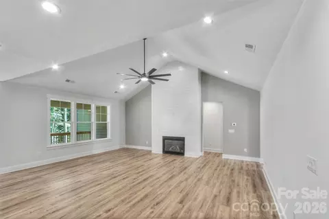 Living - 3165 Timber Run Ln, Maiden, NC 28650 photo 3 of 7