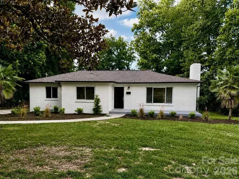 943 Hickory Nut St, Charlotte, NC 28205