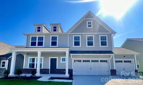 504 Gentle Bend Cv, Locust, NC 28097
