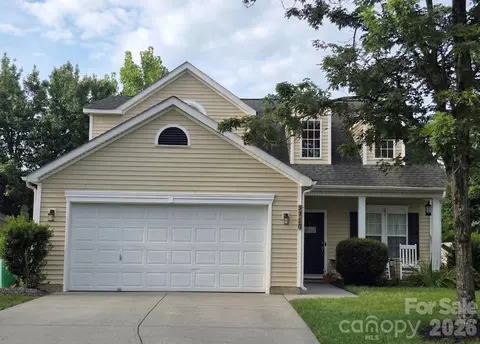 5740 Shining Oak Ln, Charlotte, NC 28269