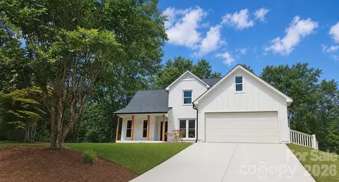 13121 Graymist Dr, Charlotte, NC 28215