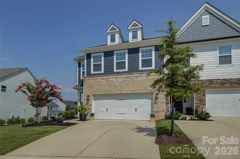 Exterior - 3056 Patchwork Ct, Fort Mill, SC 29708 photo 1 of 5