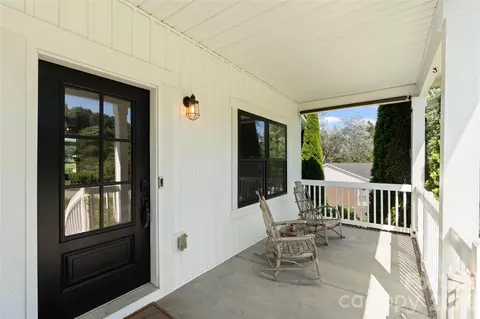 Exterior - 394 Kellwood Dr, Boone, NC 28607 photo 3 of 8