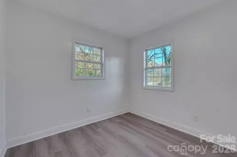 Bedroom - 49 E Livingston St, Tryon, NC 28782 photo 2 of 8