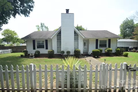 12202 Charing Grove Ln, Charlotte, NC 28273